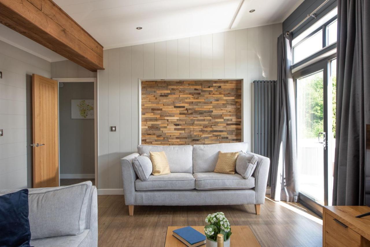 Primrose Lodge, 25 Roadford Lake Lodges Lifton Ngoại thất bức ảnh